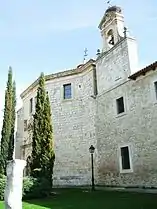 Fachada de iglesia