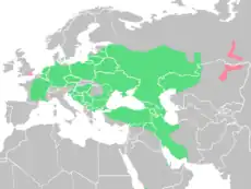 Distribución de Pelophylax ridibundus. En verde autóctona, en rosa introducida.