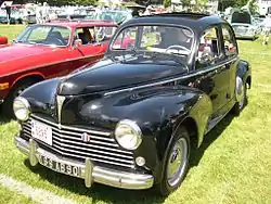 Peugeot 203 sedán