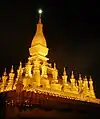 Pha That Luang por la noche