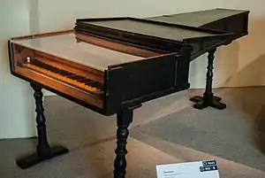 El más antiguo piano construido en 1720 por Bartolomeo Cristofori, es una pieza culminante de la colección de instrumentos musicales