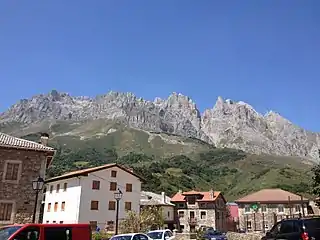 Picos de Europa desde la cabecera de Valdeón.