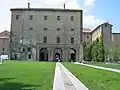 Paseo peatonal que va de via Garibaldi al Palazzo della Pilotta