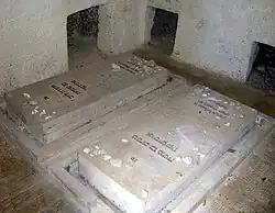 Graves de León Pinsker y Menachem Ussishkin en Cueva de Nicanor