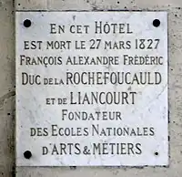 Placa conmemorativa de François Alexandre Frédéric de La Rochefoucauld-Liancourt en el número 9 de la rue Royale