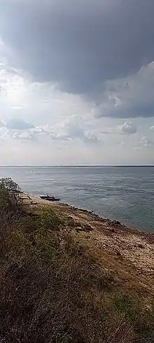 Una de las playas de Yahapé, empedradas en su mayoría