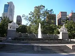 Fuente en Plaza Alemania