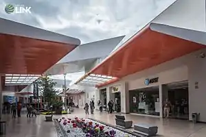 plaza galerías del rio