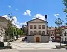 Plaza de la Villa y Ayuntamiento de Las Navas del Marqués