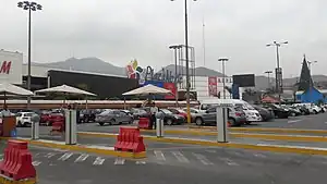 Centro Comercial Plaza Norte (En zona disputada)