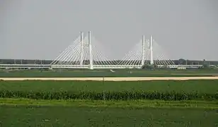 Puente strallato de Piacenza.