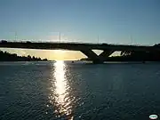 El puente al atardecer