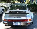 Porsche 930 con el emblema "Turbo Carrera"