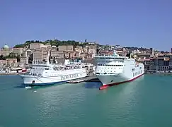 Puerto de Ancona.