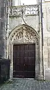 Puerta del claustro