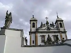 Basílica de Congonhas, Brasil, con las figuras de profetas de Antonio Francisco Lisboa, «el Aleijadinho» (1796-1799)