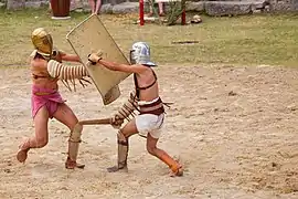 Gladiadores luchando