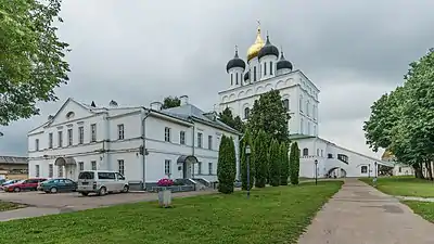 Vista desde el krom de Pskov