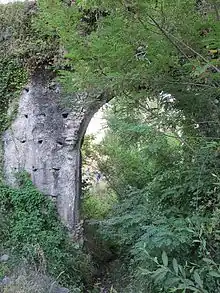 Puente llamado «de los Moros».