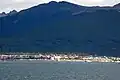 Puerto Williams desde el Canal Beagle.