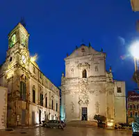 Basílica de San Martino (Martina Franca) (1747-1785), tardobarroco con rasgos rococó