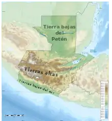 Guatemala está situada entre el océano Pacífico en el sur y el mar Caribe en el noreste. La franja de la Sierra Madre se extiende de México en el oeste, hacia el centro y sur de Guatemala penetrando en El Salvador y Honduras al este. El norte está dominado por una amplia llanura de tierras bajas que se extiende hacia el este en Belice y hacia el norte en México. En el sur, una llanura estrecha separa la Sierra Madre del océano Pacífico.