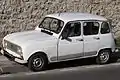 Renault 4 de 1979. Fue muy popular y conocido como "Renoleta", "La gelatinera", "Cuatro latas" y otros