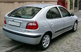 Renault Mégane de cinco puertas (segunda serie)