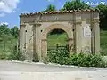 Entrada del antiguo castillo de Teana