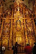 Altar de Guadalupe en el Templo de San Francisco Javier, Tepotzotlán.