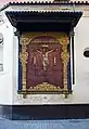 Retablo cerámico del Cristo del Amor ubicado en la Iglesia del Salvador (Sevilla).