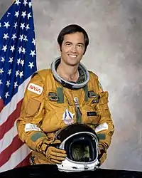 Robert Crippen fue el primer Piloto del transborador espacial en la STS-1.