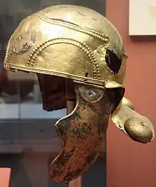 Casco de caballería romano, siglo I d. C.