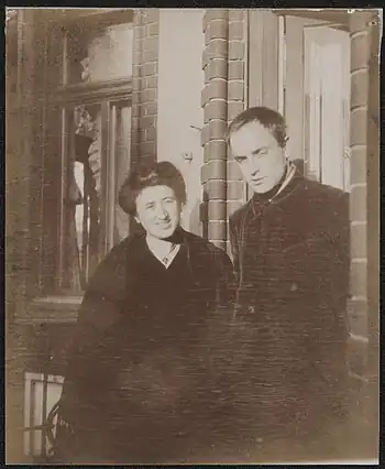 Rosa Luxemburg y Kostja Zetkin (1909)