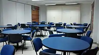 Sala de estudio en Facultad de educación y humanidades