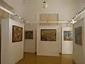 Sala con muestra itinerante del pintor Mario Sosa (junio 2013) en el Museo Solari de Fray Bentos