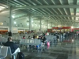 Sala de espera,del Aeropuerto Internacional de Toluca.