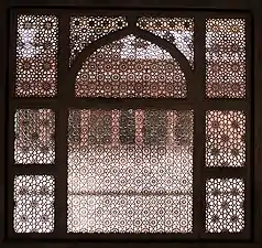 Celosía Jali de mármol en la tumba de Salim Chishti, Fatehpur Sikri, India