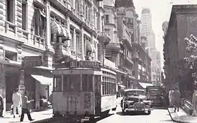 Esquina con la calle Viamonte (hacia 1940)