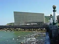 Palacio de Congresos y Auditorio Kursaal, de Rafael Moneo (San Sebastián), 1999