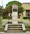 Monumento en San Vincenzo.