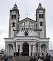 Fachada del templo.