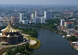 Vista aérea de Kuching, Sarawak