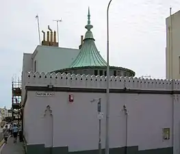 Sassoon Mausoleum (1892), ahora un club en Brighton