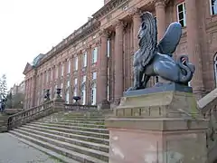 El palacio visto del lado de los jardines