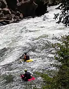 Whitewater kayaking en el Arkansas