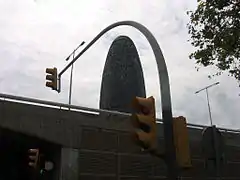 Semáforo, plaza de las Glorias Catalanas.