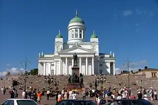 La Plaza del Senado y la Catedral de Helsinki