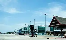 Nueva y antigua terminal de Sepinggan.