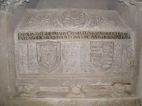 Sarcófago de Isabel de Zuazo en la iglesia de San Esteban de Cuéllar